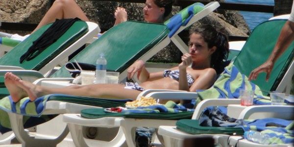 Selena-Gomez014.jpg